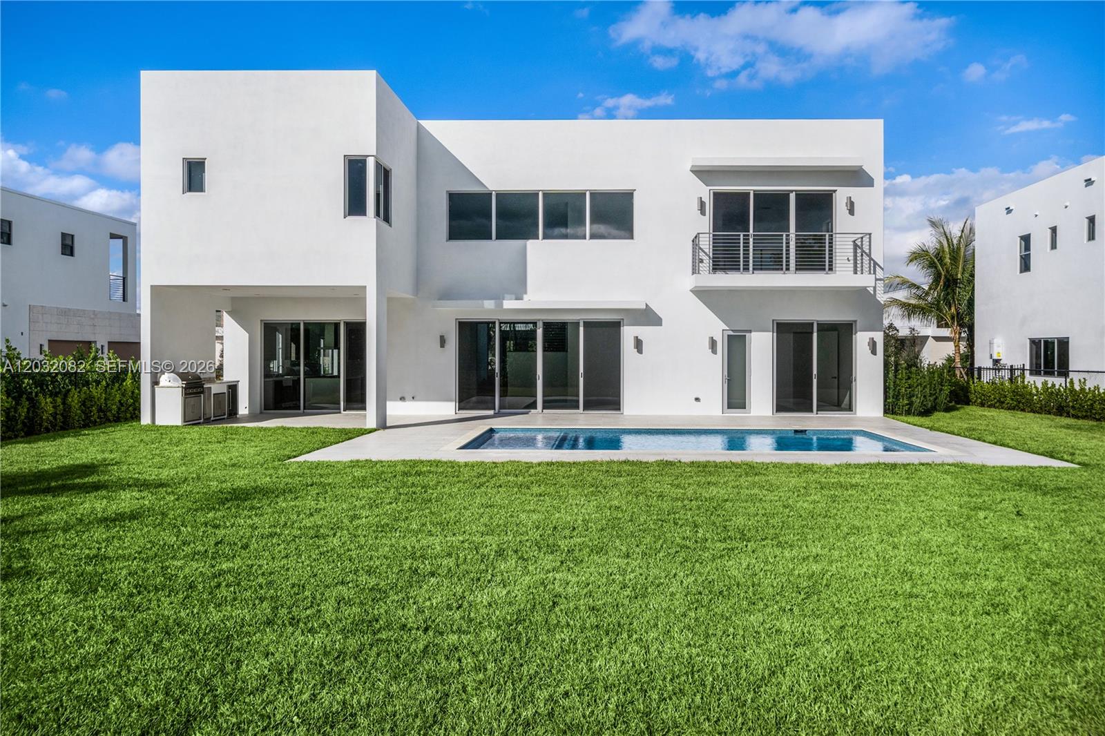 16720 N Botaniko Dr N, Weston FL 33326
