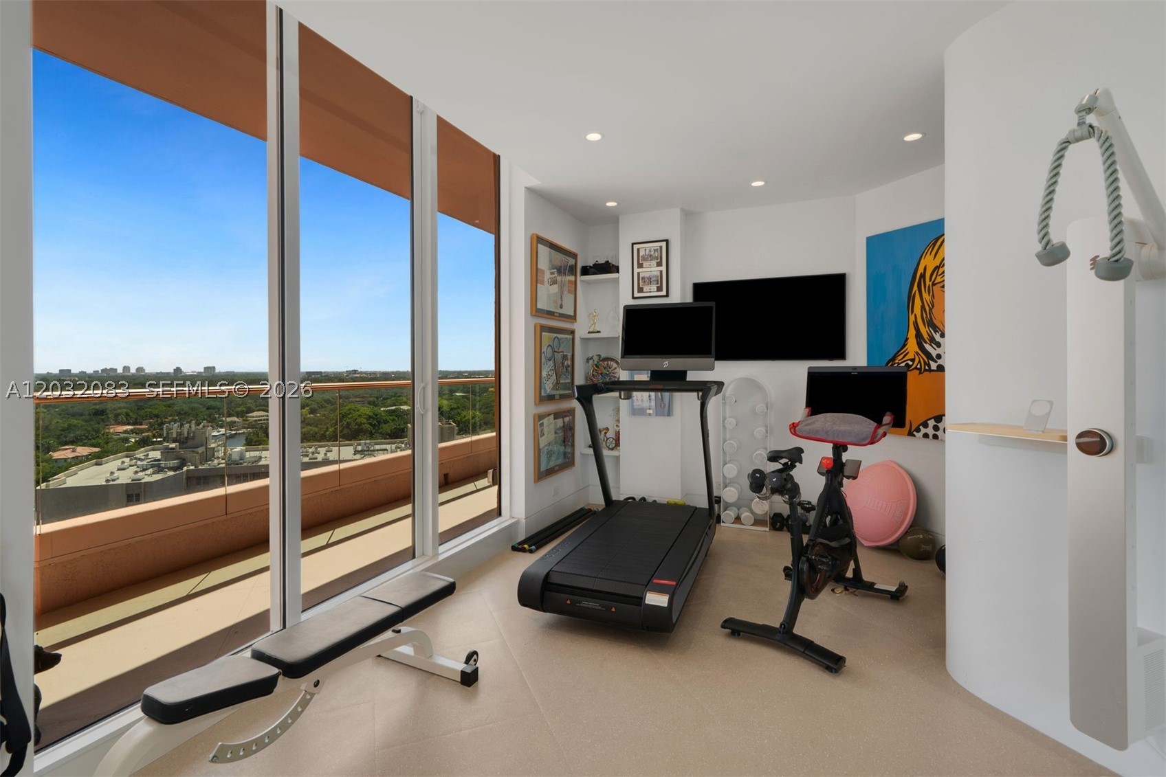 60 Edgewater Dr #TS-D, Coral Gables FL 33133