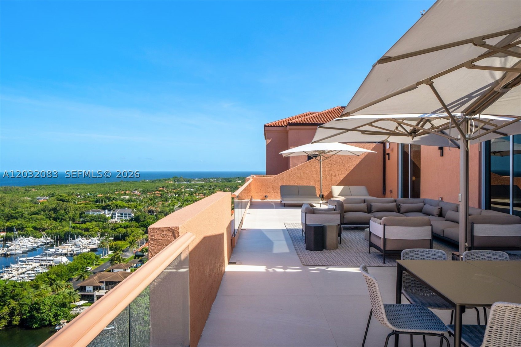60 Edgewater Dr #TS-D, Coral Gables FL 33133