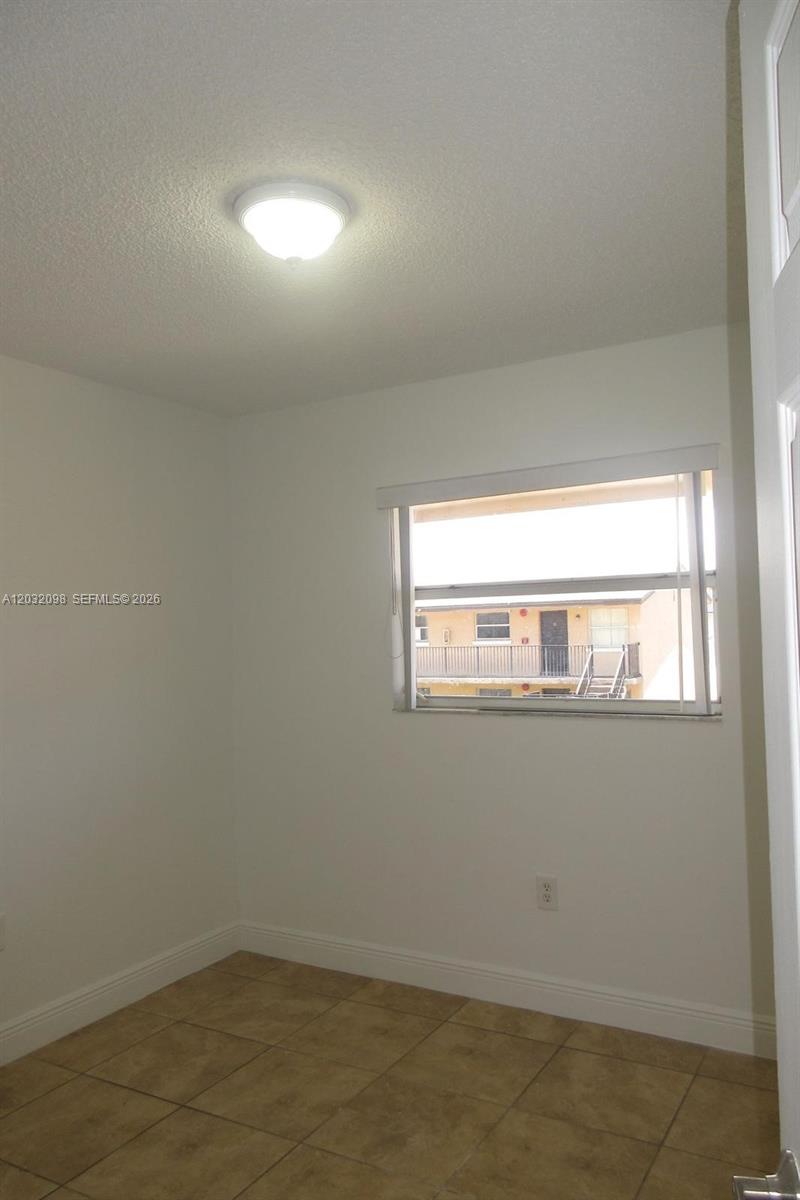 5461 W 24th Ave #67, Hialeah FL 33016