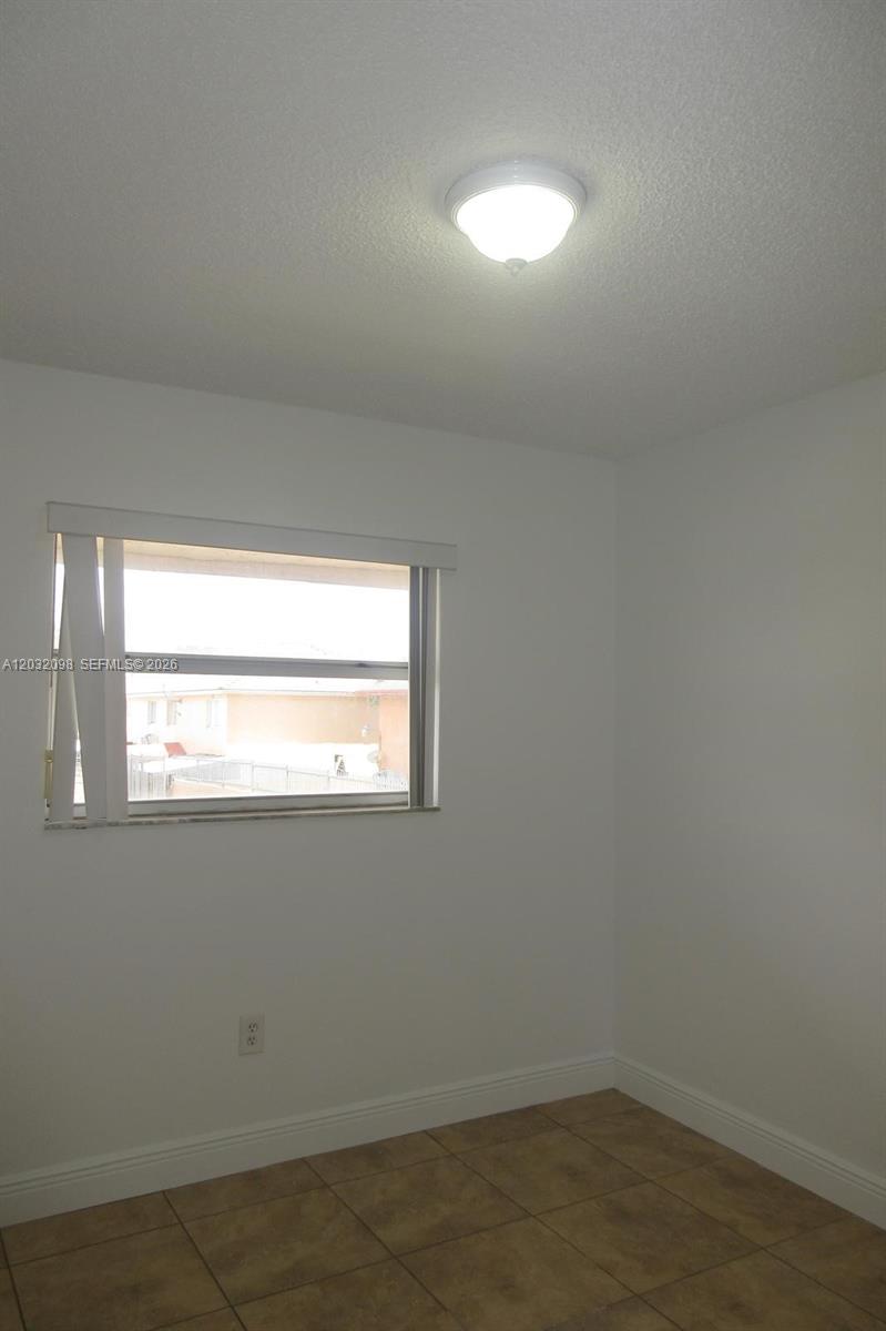 5461 W 24th Ave #67, Hialeah FL 33016