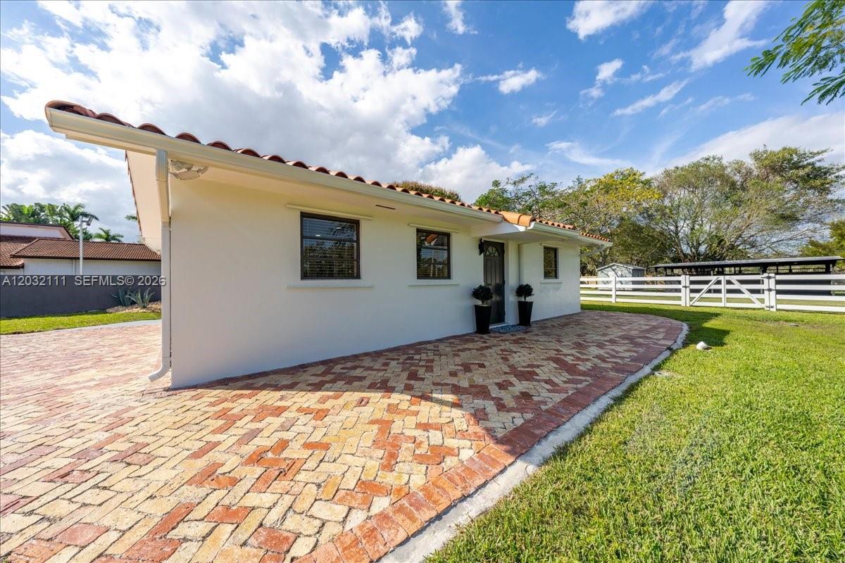 7705 SW 66th St #0, Miami FL 33143