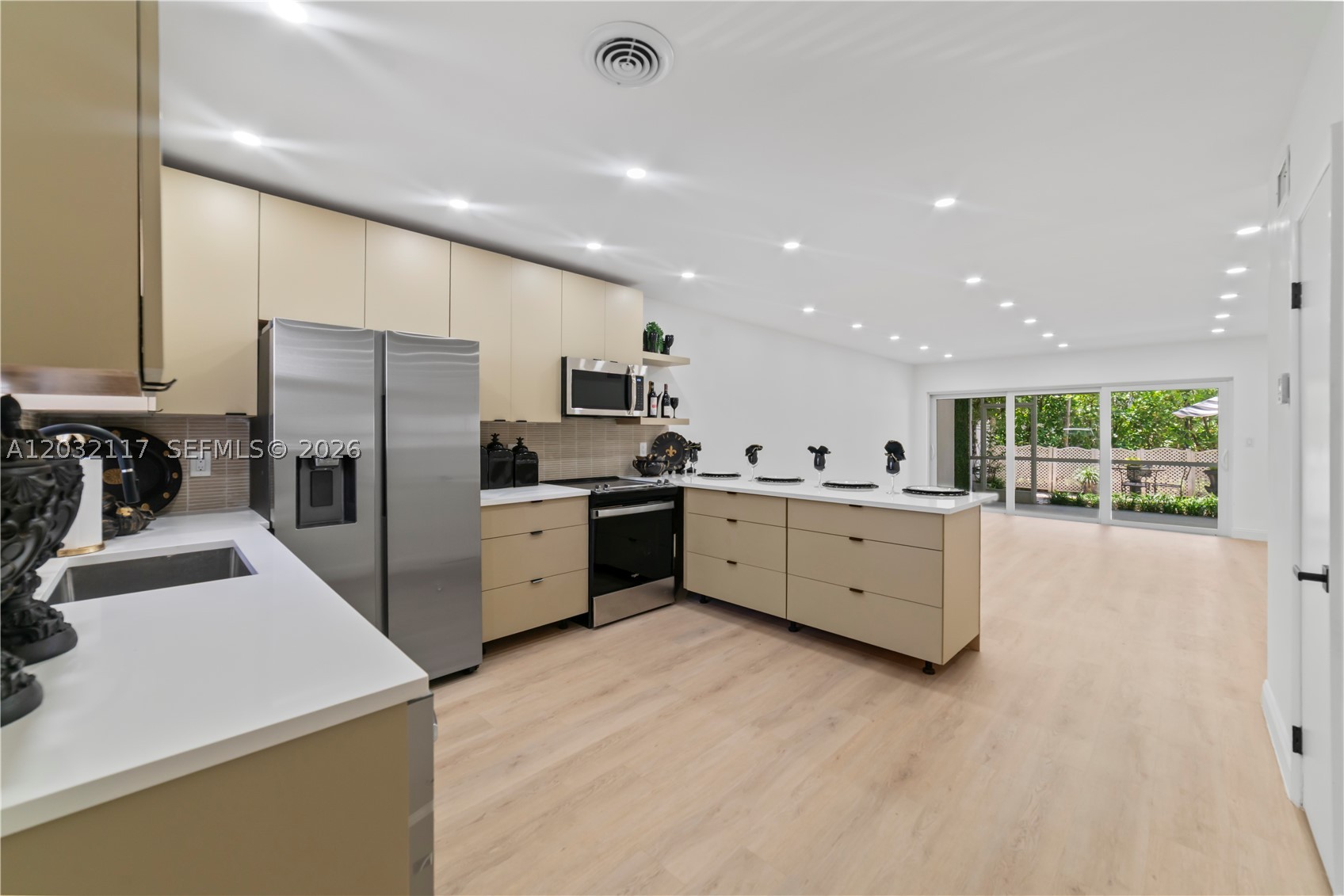 4812 NE 23rd Ave #3, Fort Lauderdale FL 33308