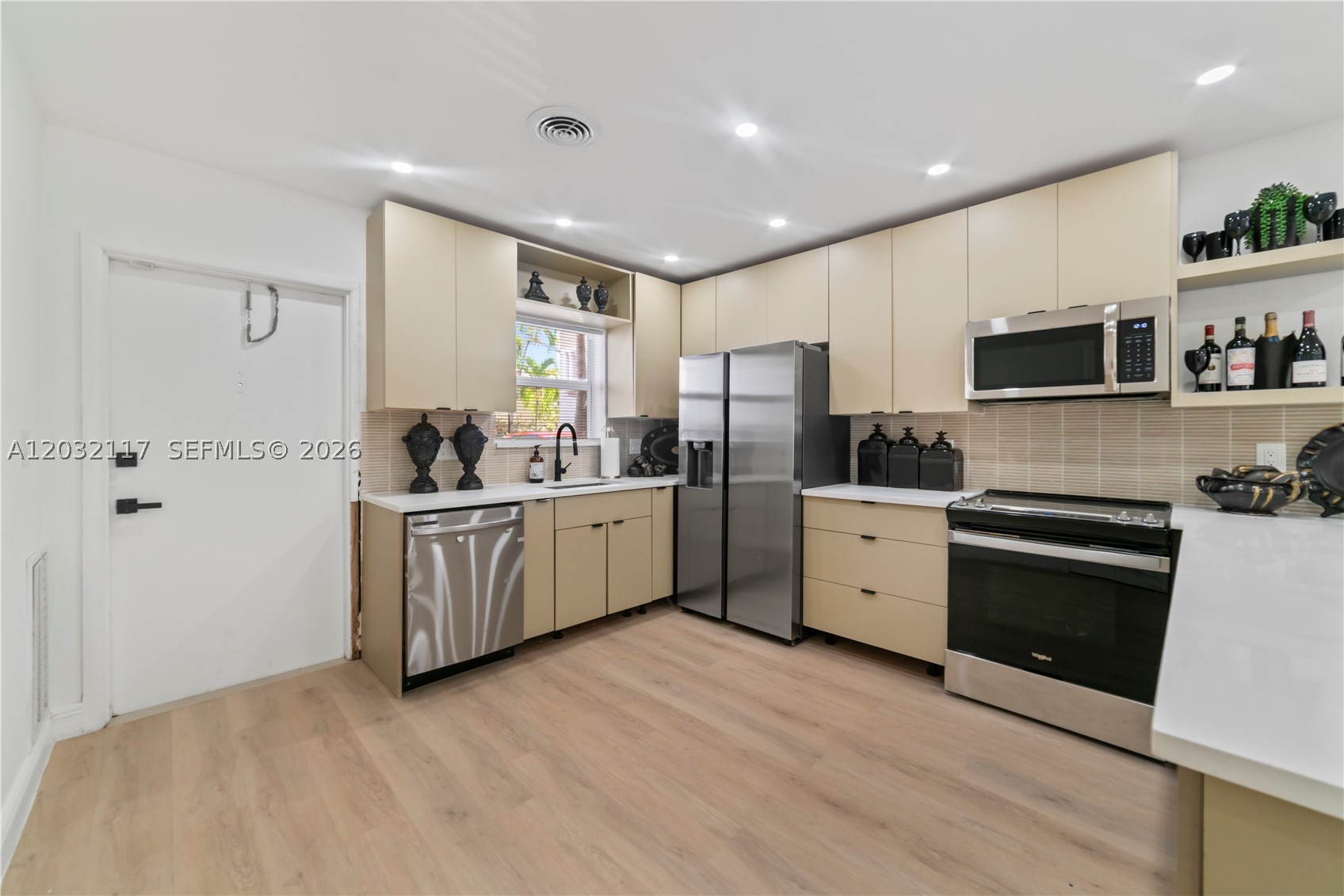 4812 NE 23rd Ave #3, Fort Lauderdale FL 33308