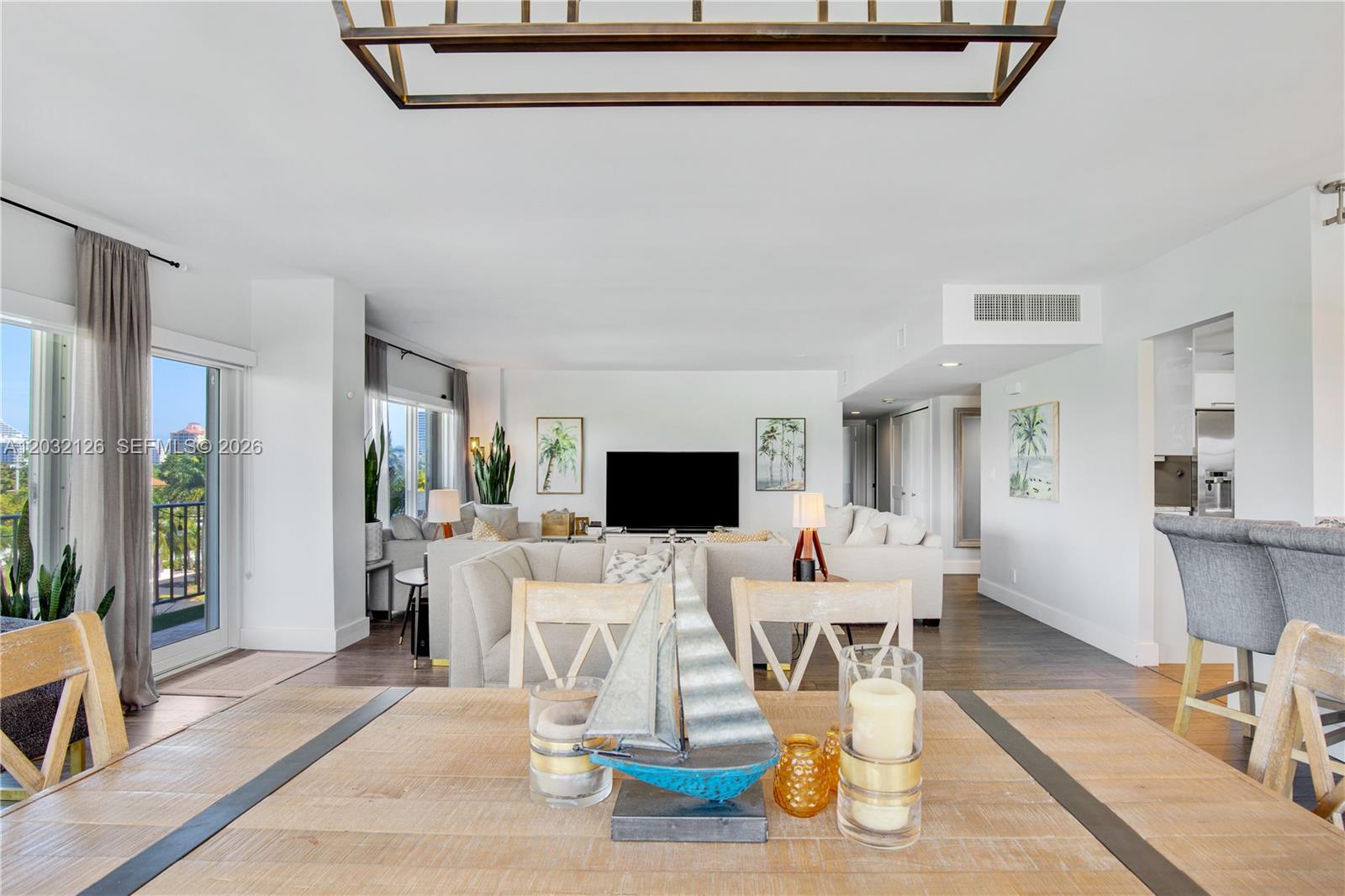 2500 E Las Olas Blvd #408, Fort Lauderdale FL 33301