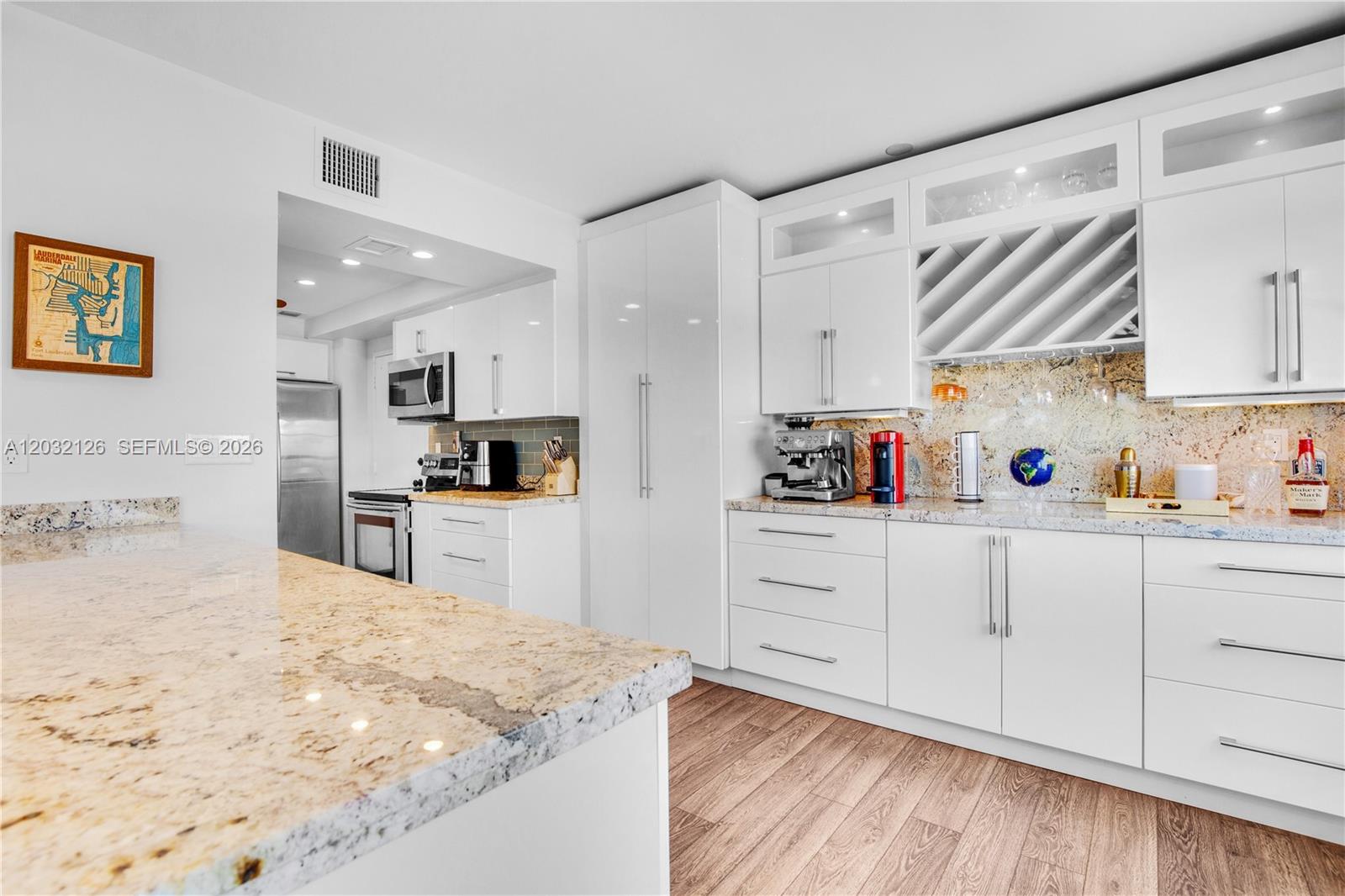 2500 E Las Olas Blvd #408, Fort Lauderdale FL 33301