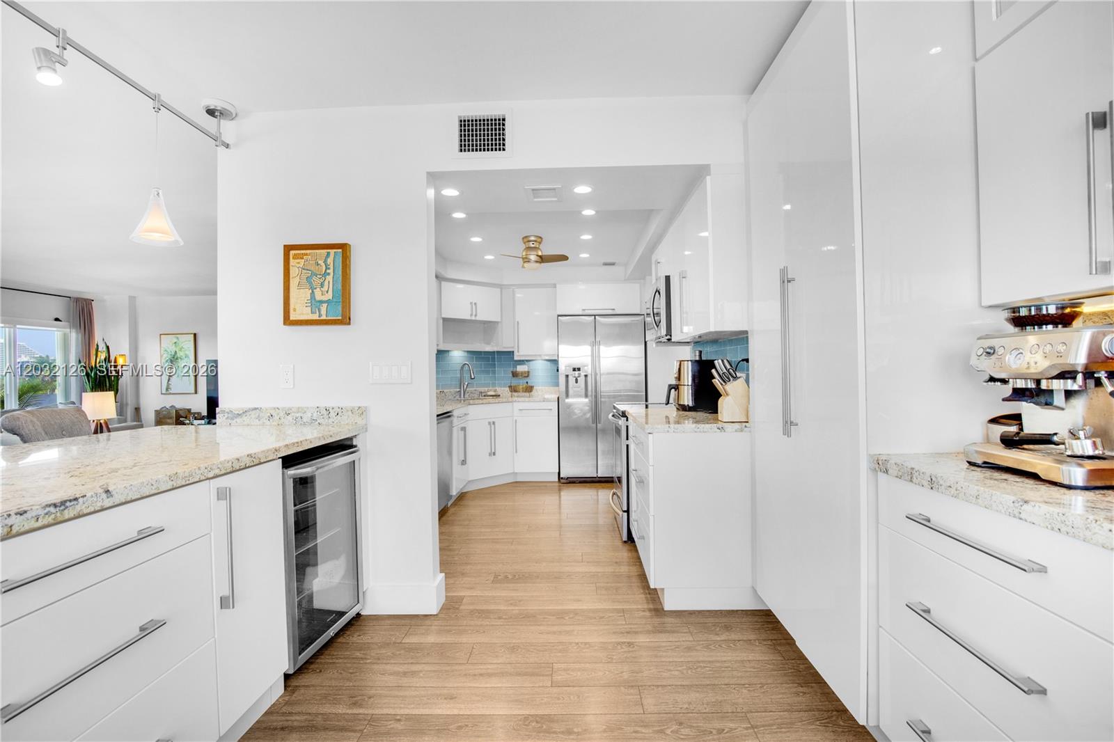 2500 E Las Olas Blvd #408, Fort Lauderdale FL 33301