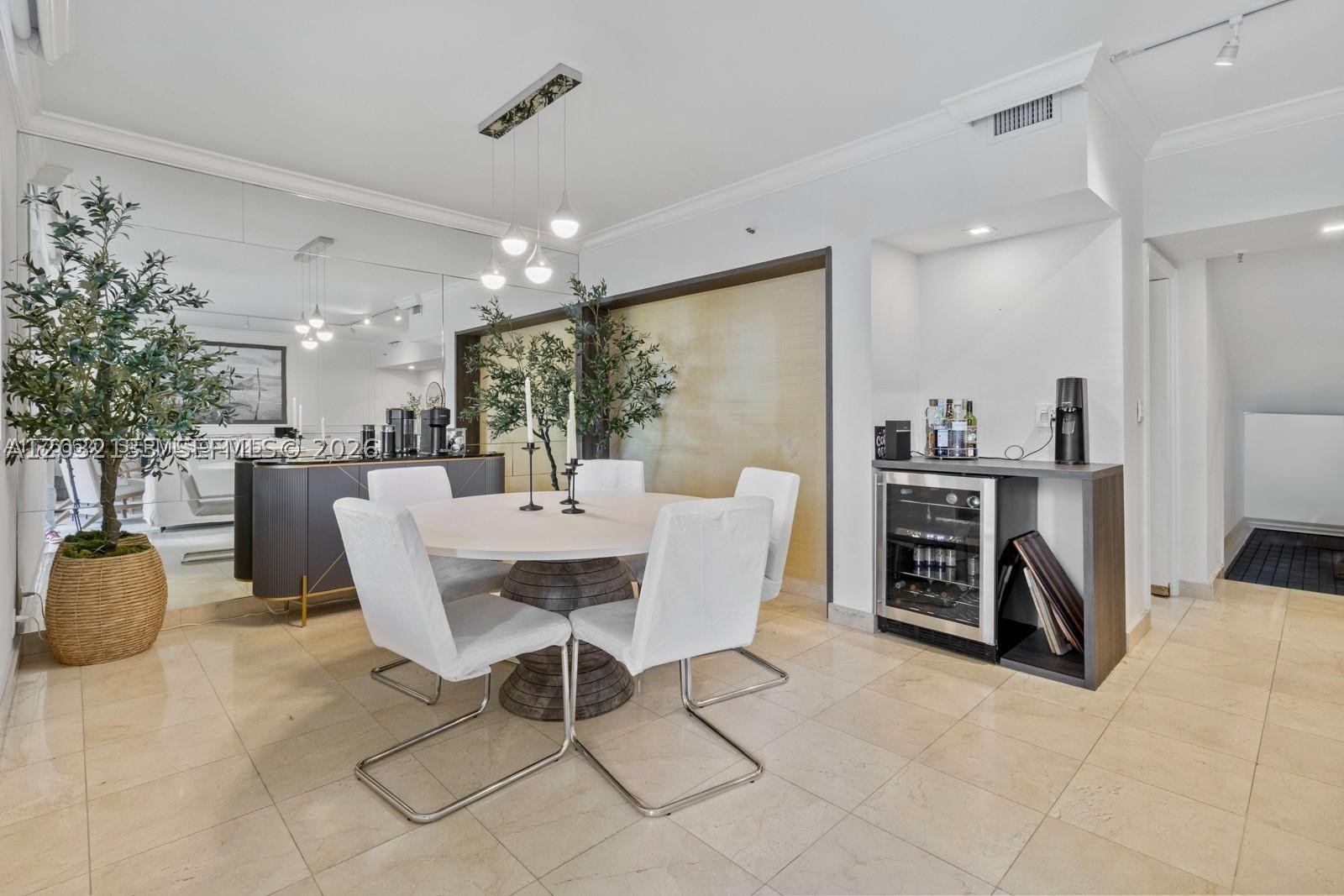 520 Brickell Key Dr #A307, Miami FL 33131