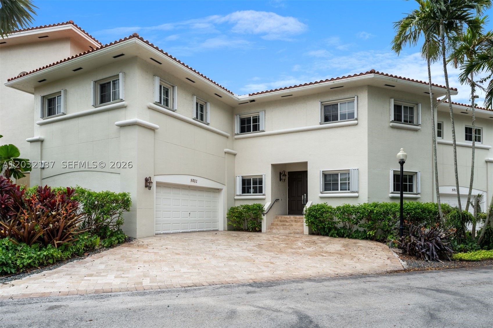 5021 NE London Walk Ter #50, Miami FL 33138