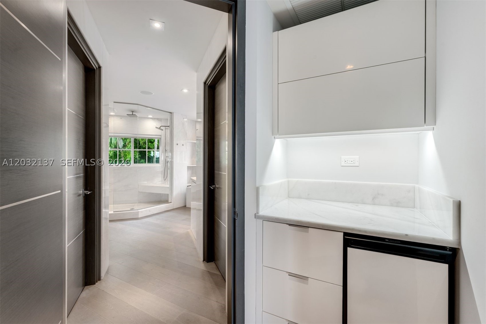 5021 NE London Walk Ter #50, Miami FL 33138
