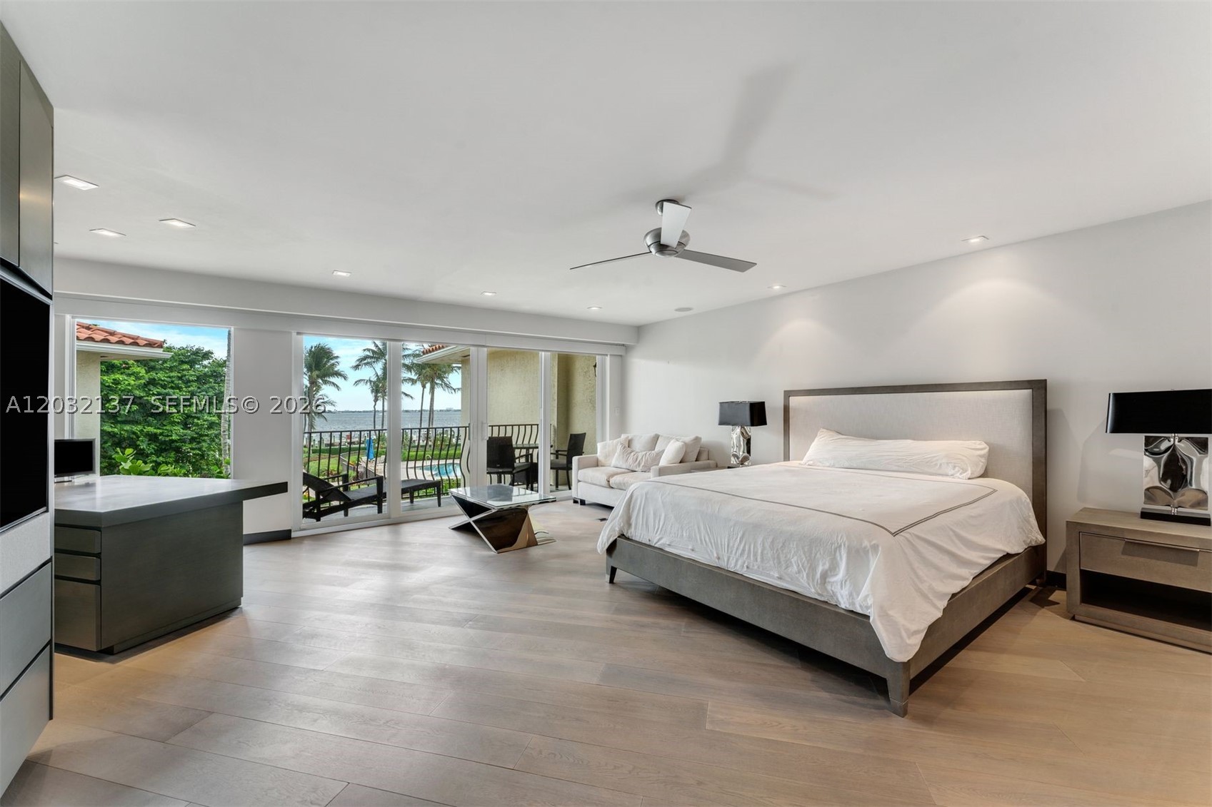 5021 NE London Walk Ter #50, Miami FL 33138