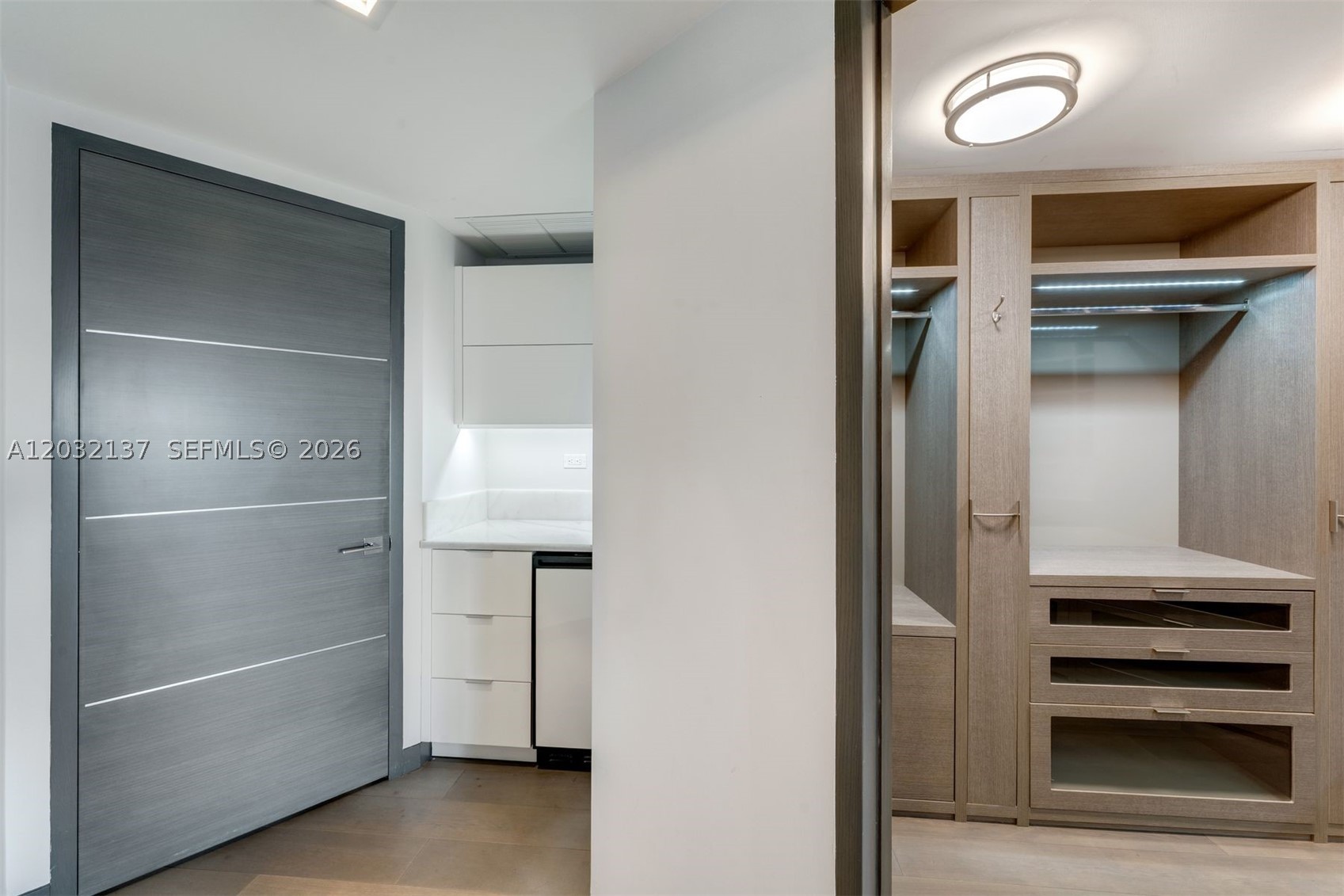 5021 NE London Walk Ter #50, Miami FL 33138