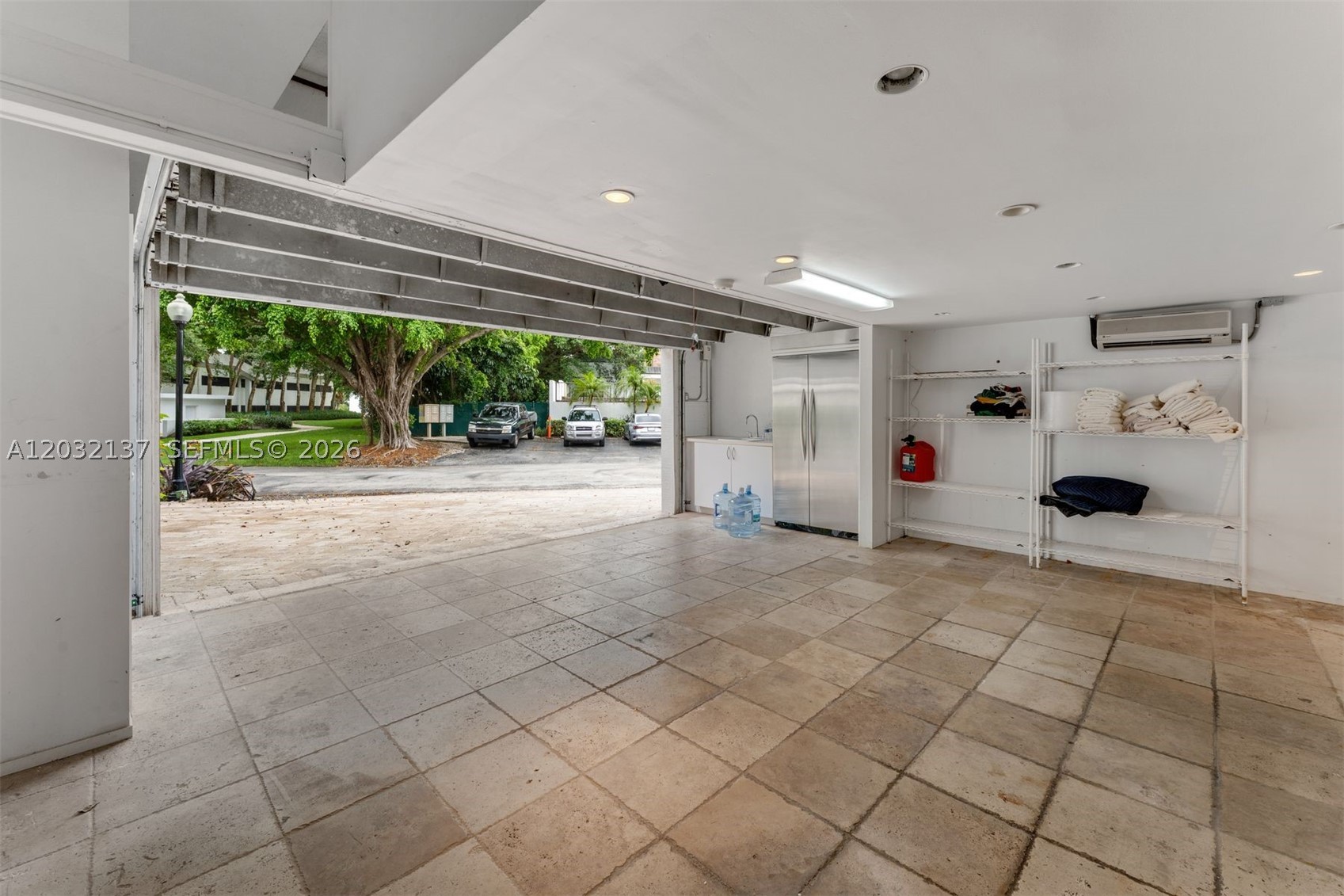 5021 NE London Walk Ter #50, Miami FL 33138
