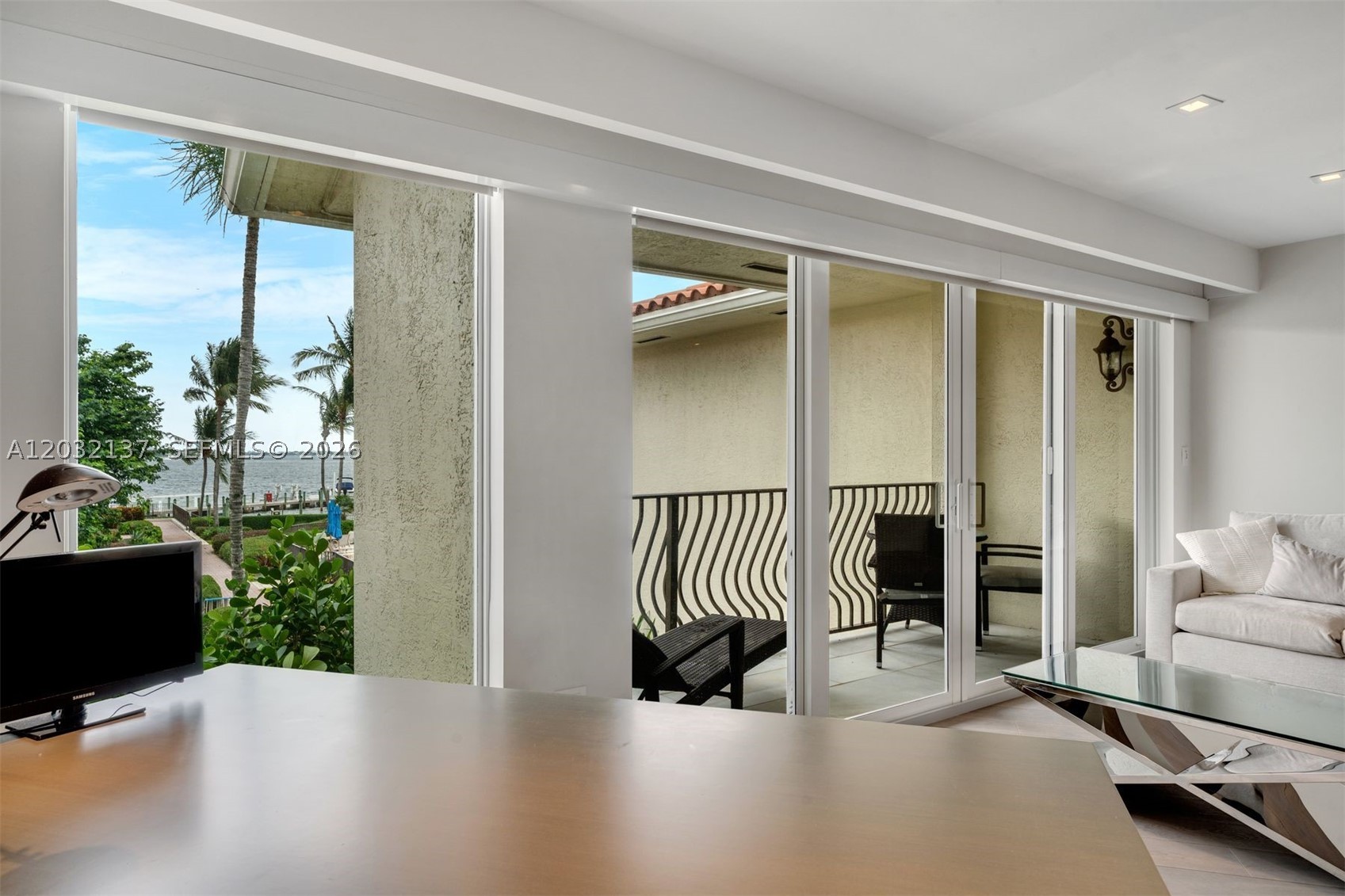 5021 NE London Walk Ter #50, Miami FL 33138