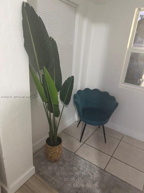 1419 NW 44th St, Miami FL 33142