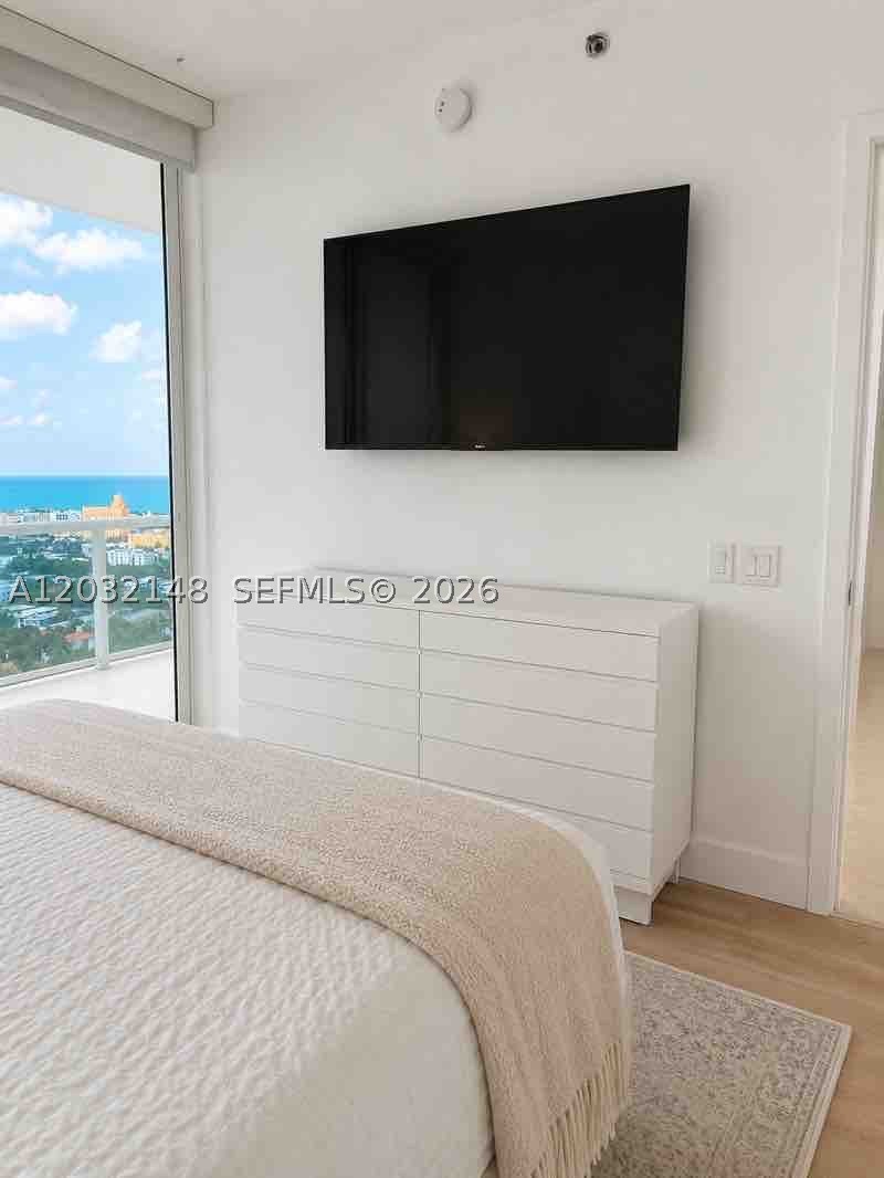 450 Alton Rd #2610, Miami Beach FL 33139