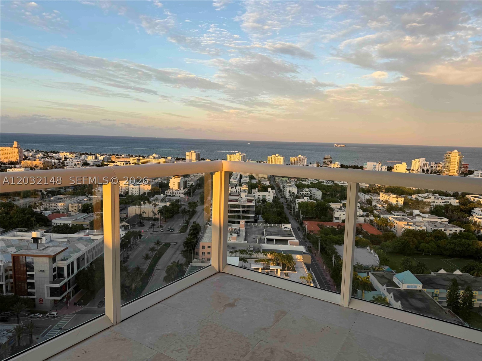 450 Alton Rd #2610, Miami Beach FL 33139