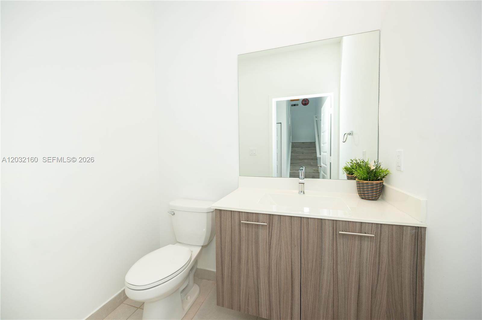 4640 NW 84th Ave #12, Doral FL 33166