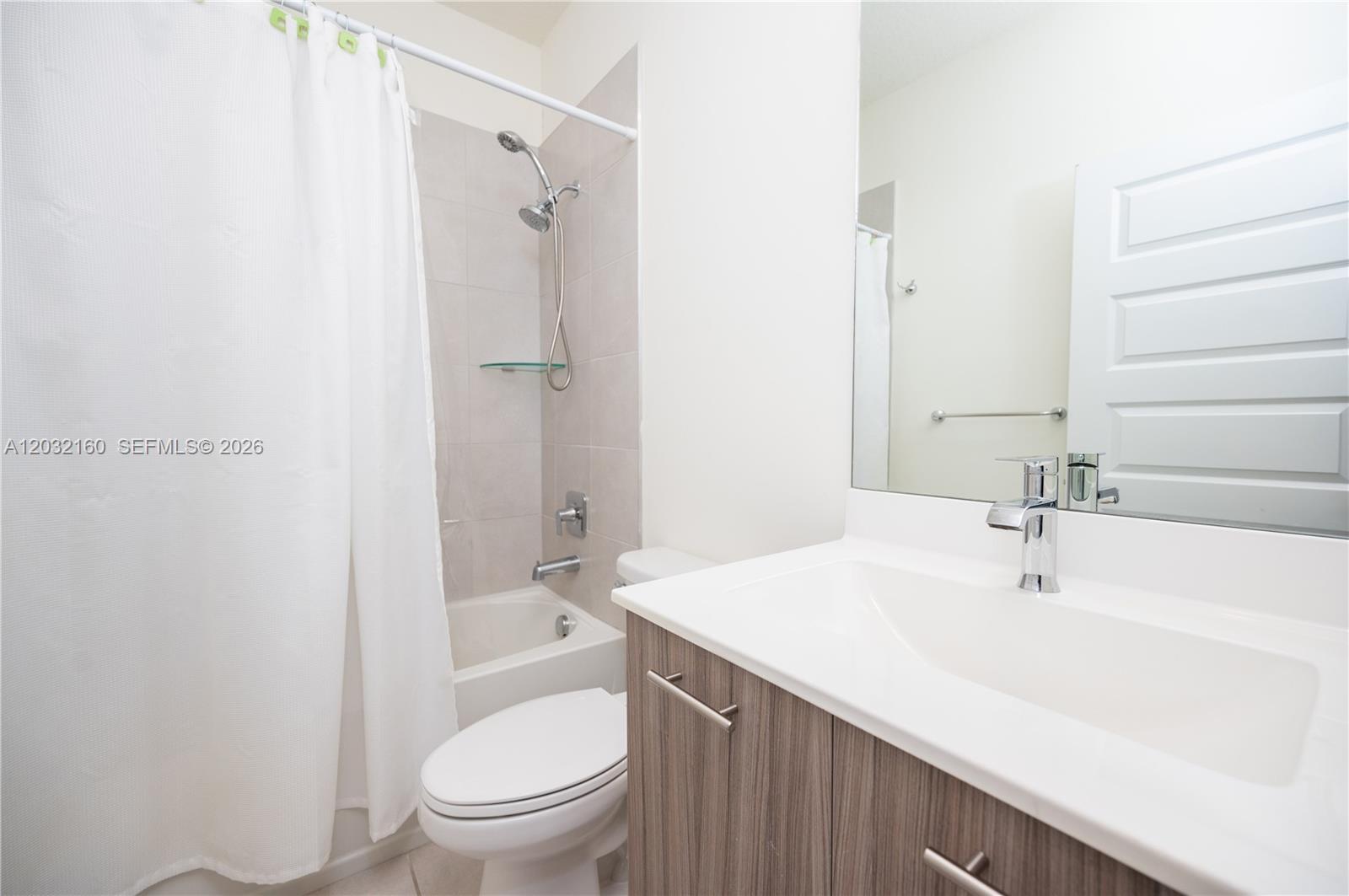 4640 NW 84th Ave #12, Doral FL 33166