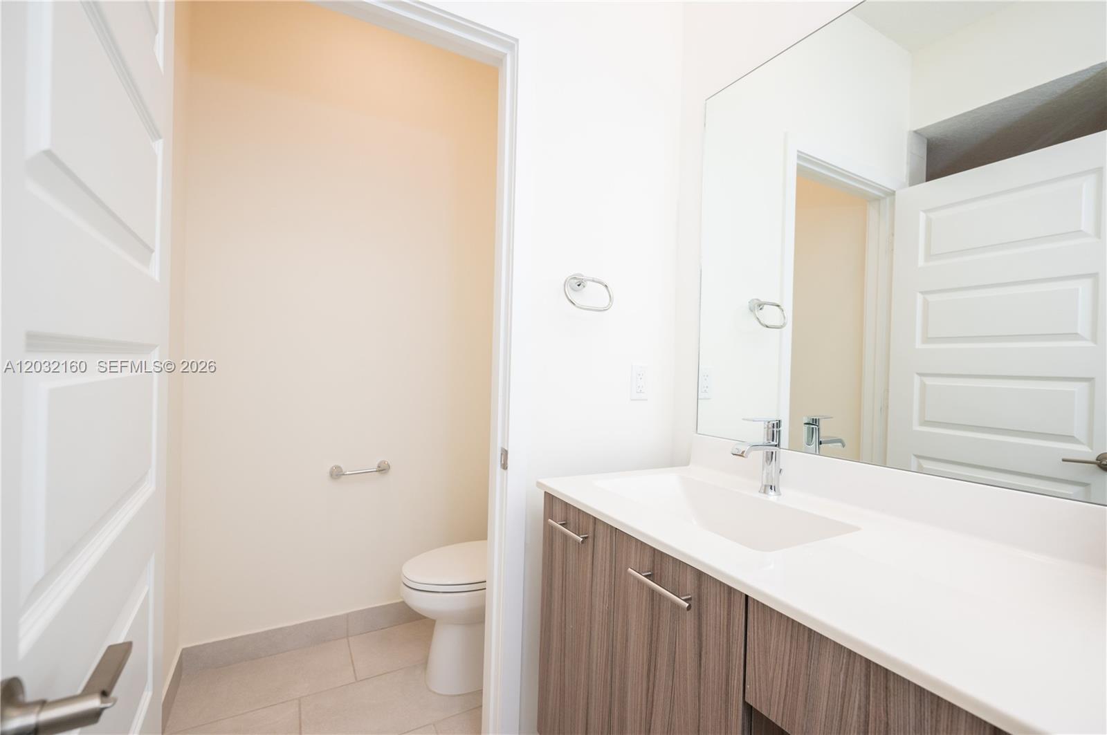 4640 NW 84th Ave #12, Doral FL 33166