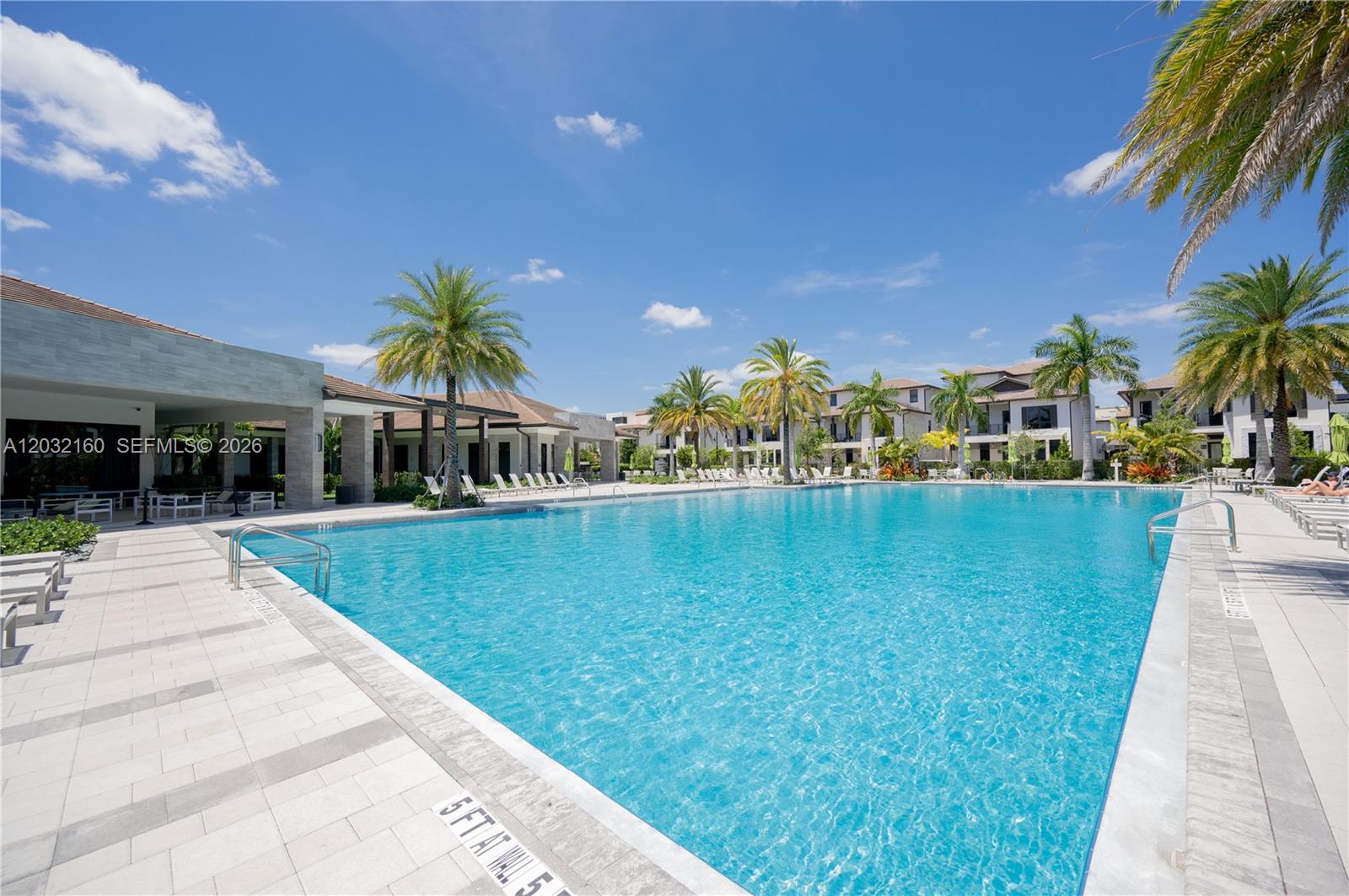 4640 NW 84th Ave #12, Doral FL 33166