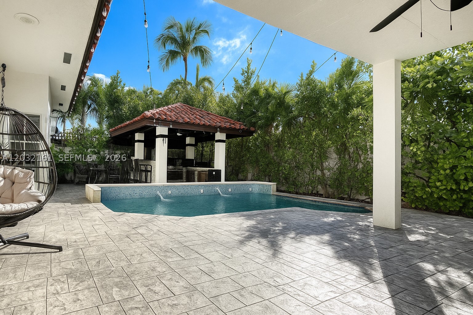 15106 NW 89th Ct, Miami Lakes FL 33018