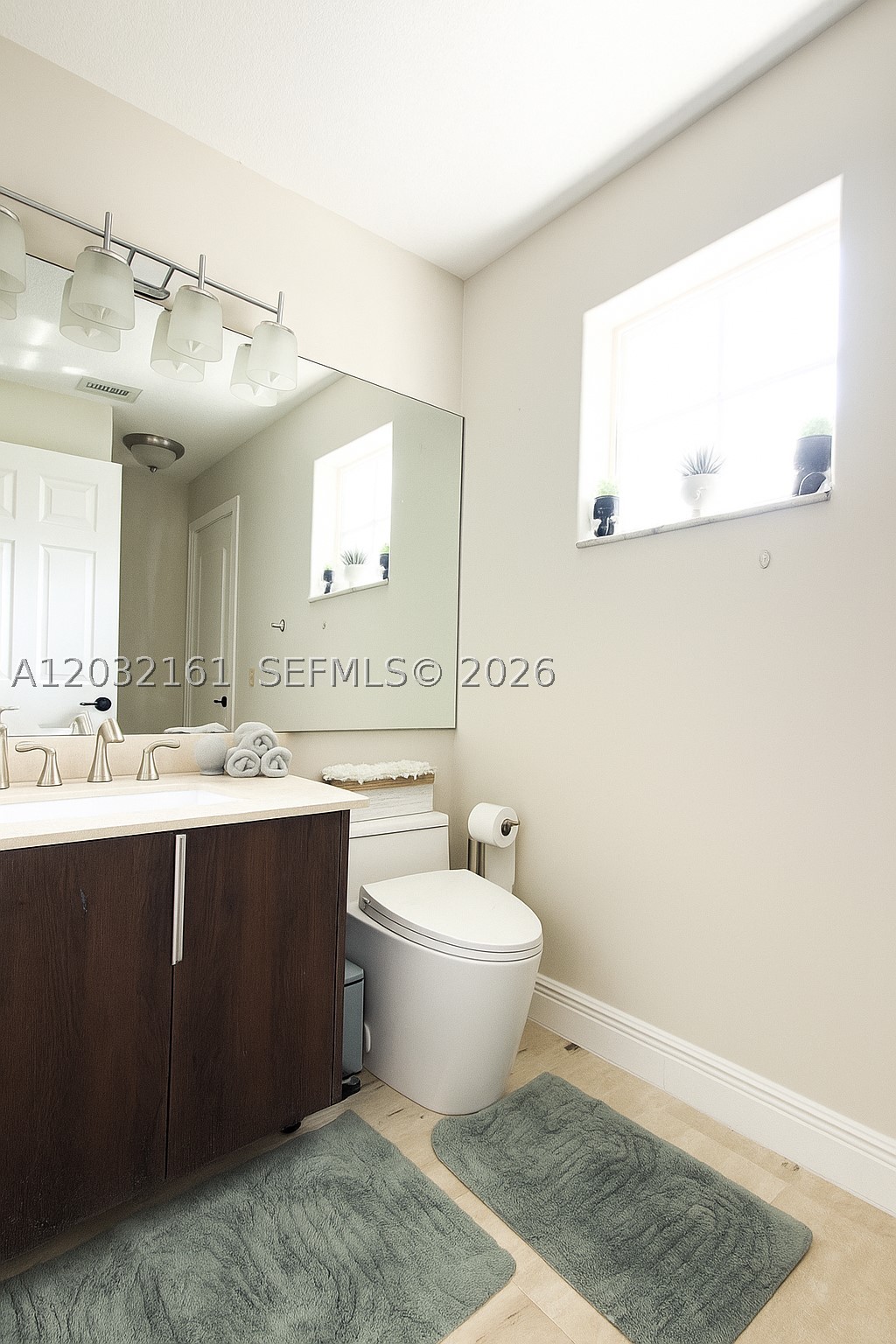 15106 NW 89th Ct, Miami Lakes FL 33018