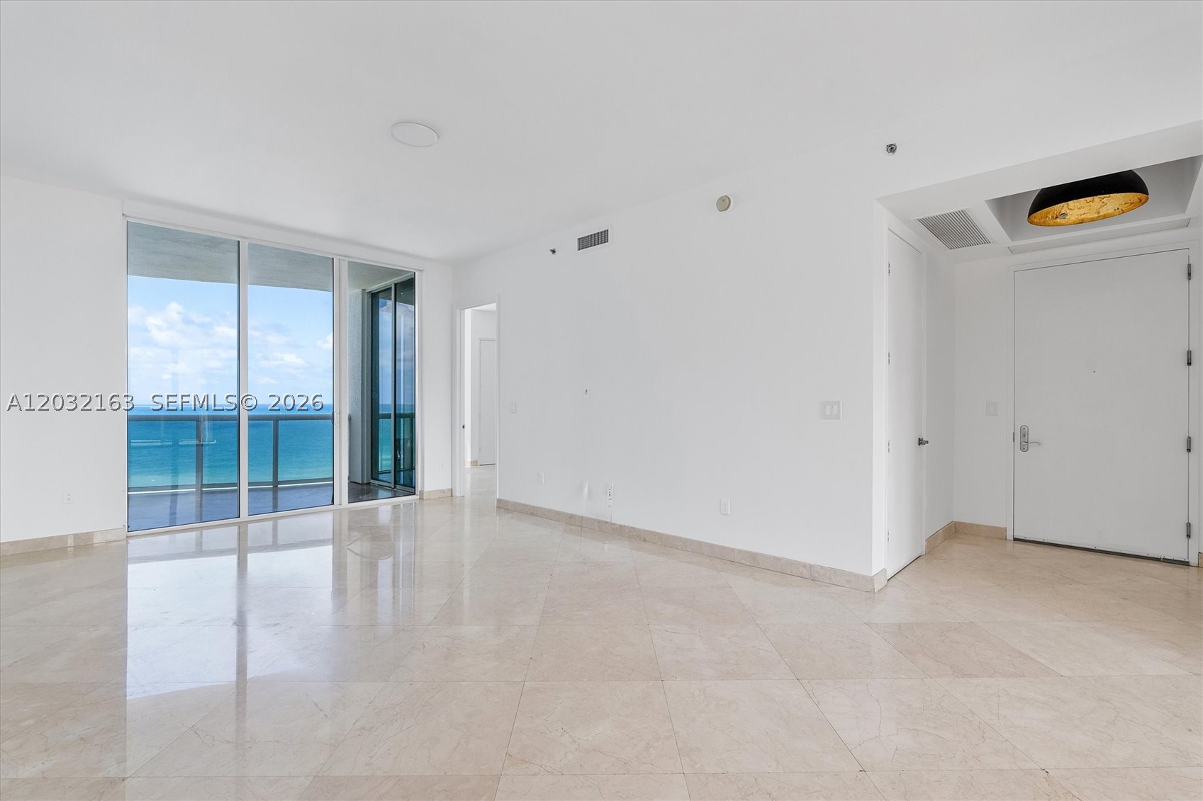 15901 Collins Ave #904, Sunny Isles Beach FL 33160