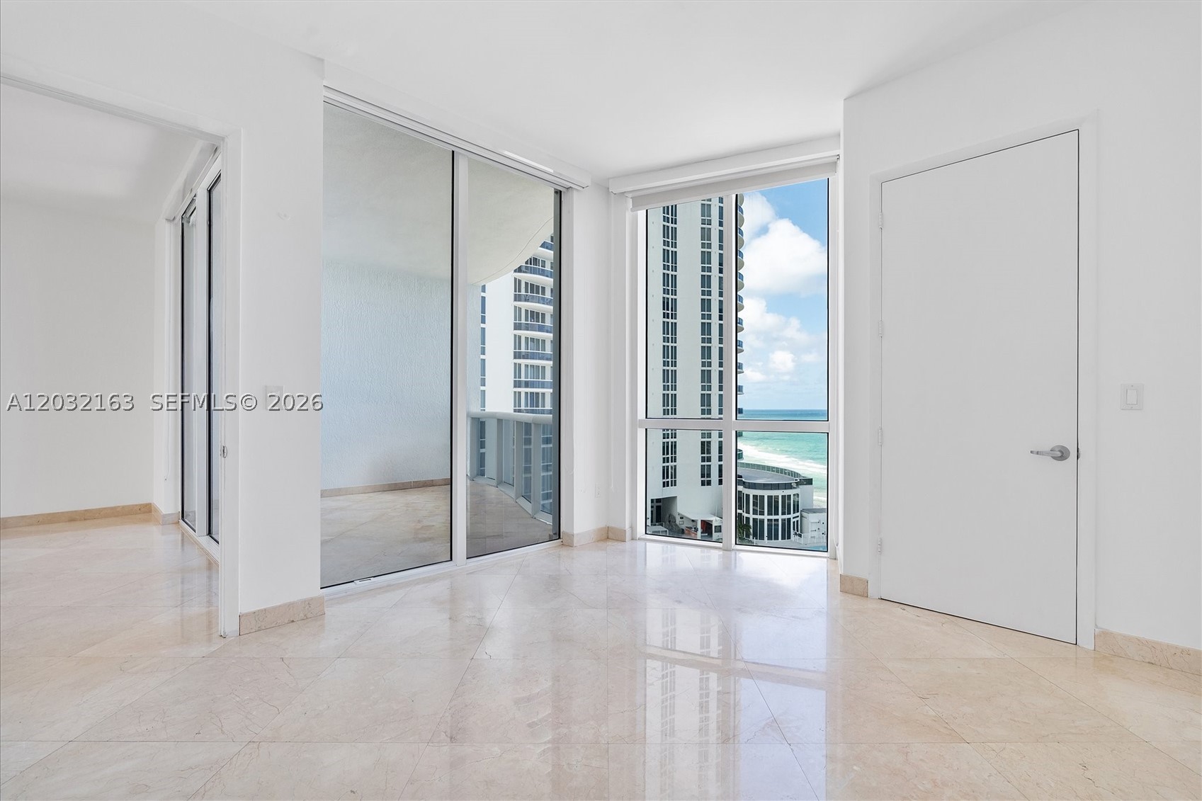 15901 Collins Ave #904, Sunny Isles Beach FL 33160