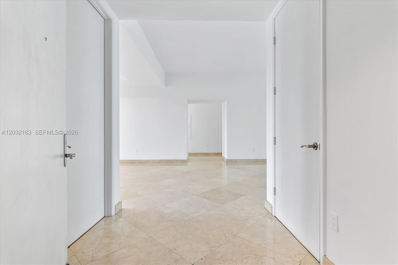 15901 Collins Ave #904, Sunny Isles Beach FL 33160