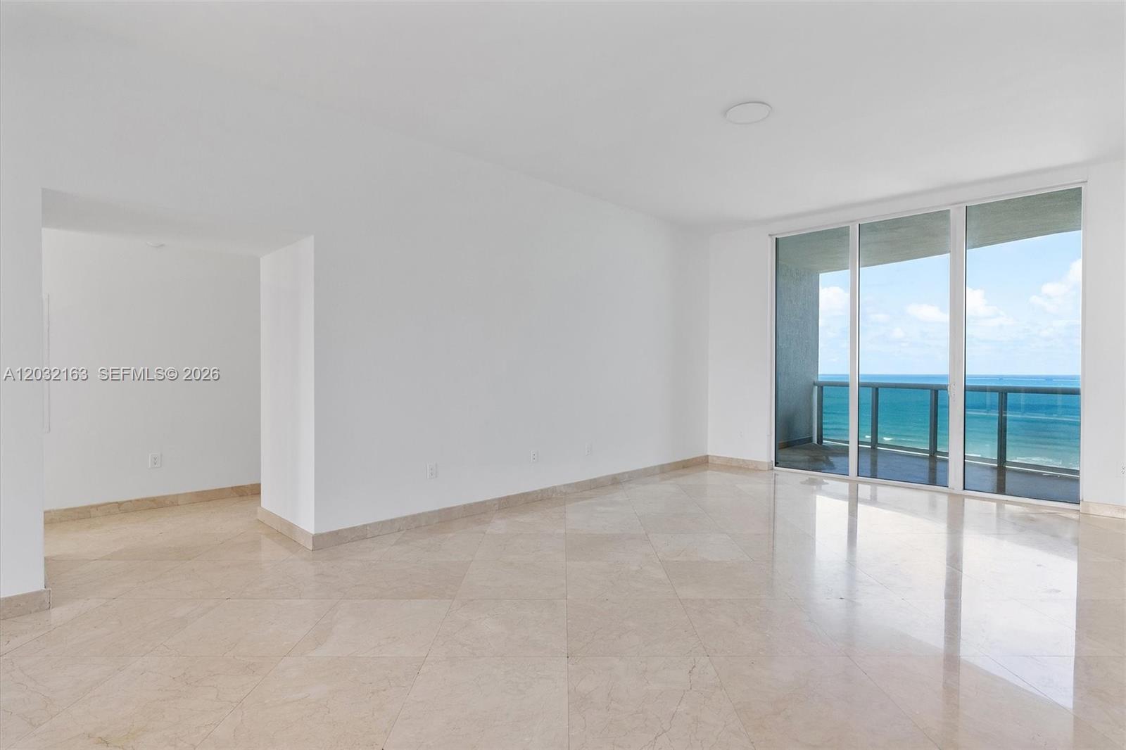 15901 Collins Ave #904, Sunny Isles Beach FL 33160