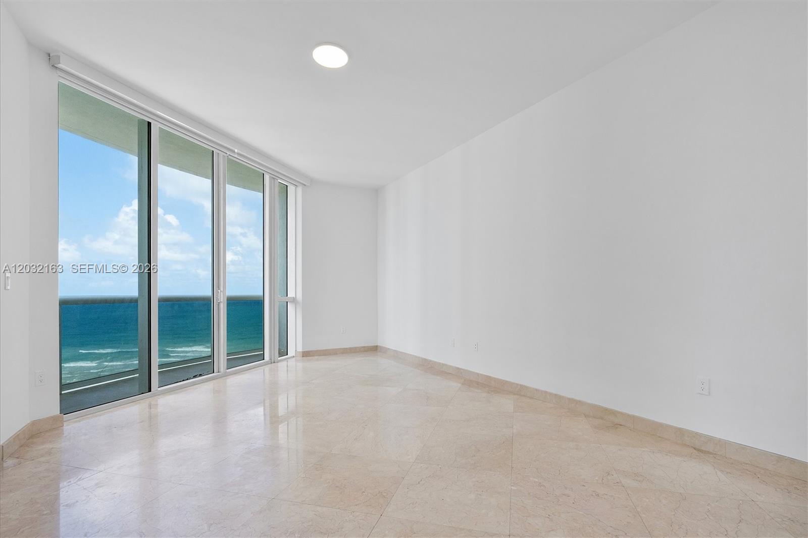 15901 Collins Ave #904, Sunny Isles Beach FL 33160