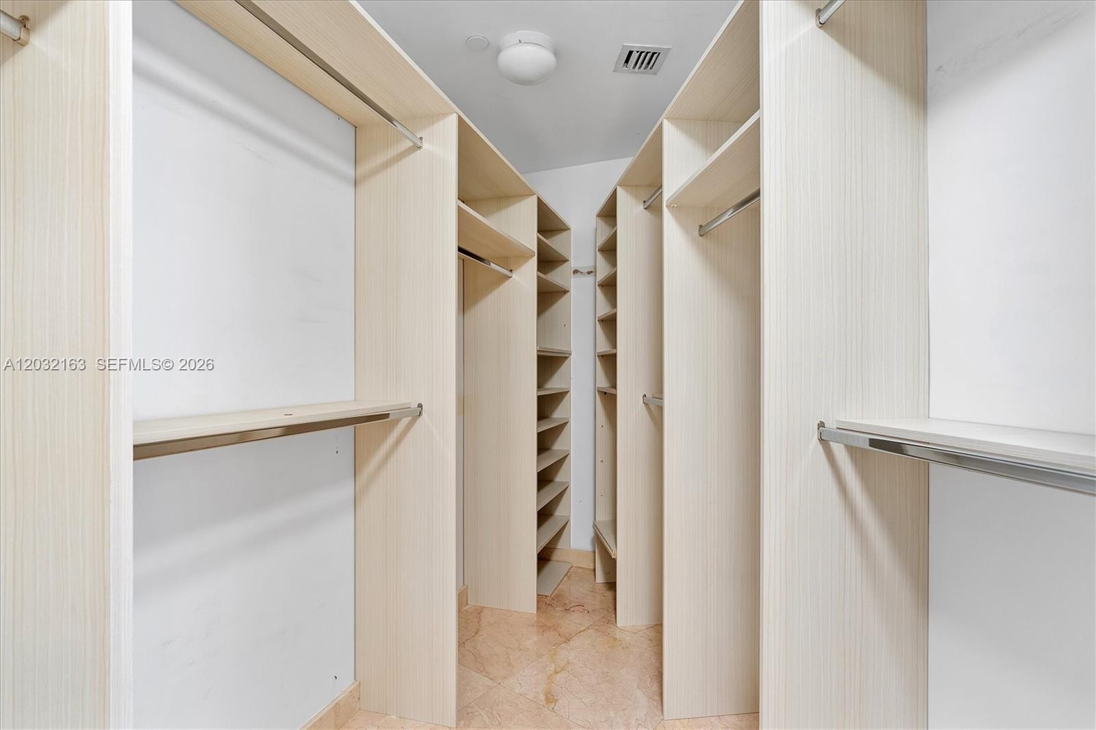 15901 Collins Ave #904, Sunny Isles Beach FL 33160