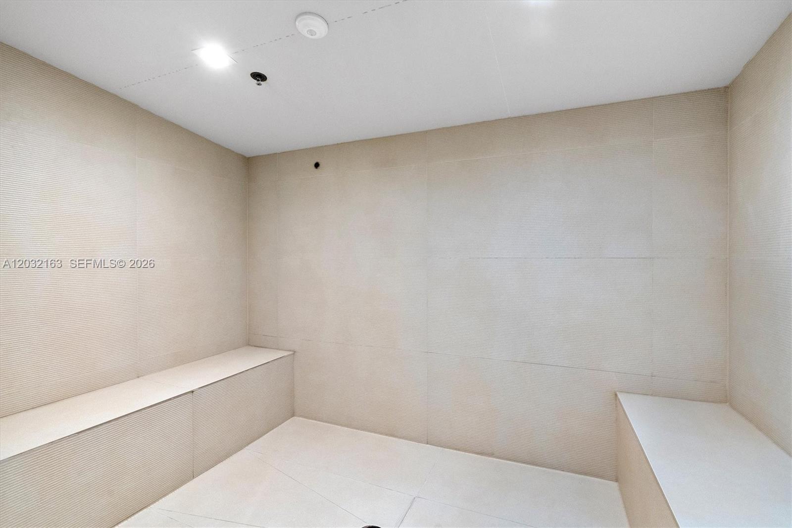 15901 Collins Ave #904, Sunny Isles Beach FL 33160