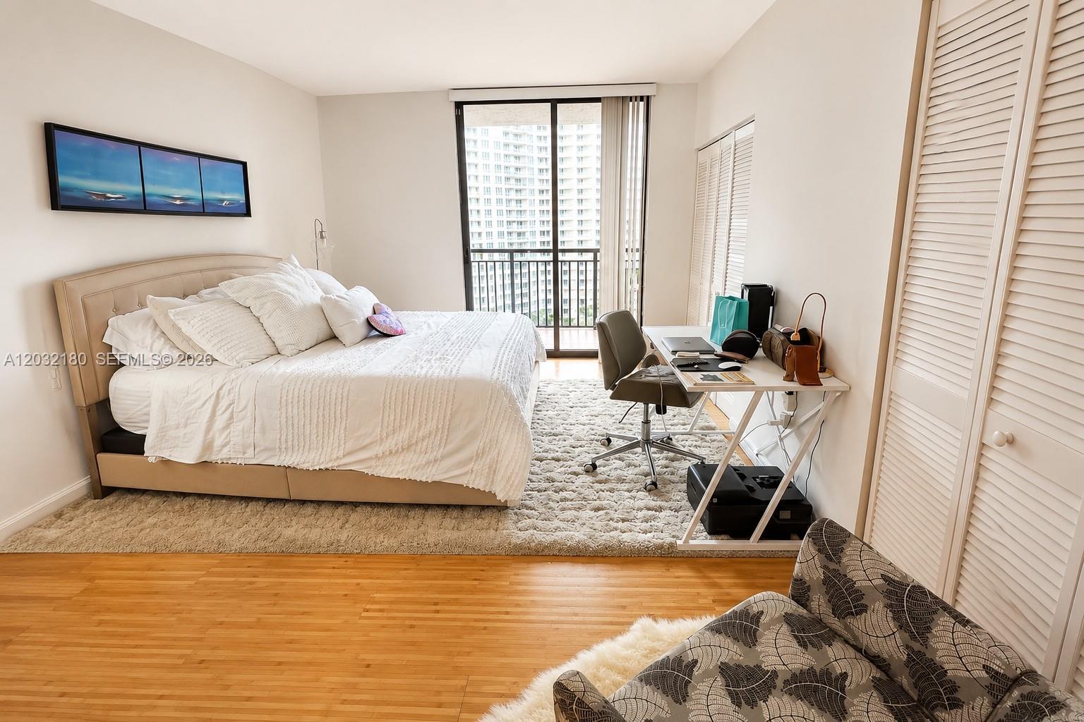 540 Brickell Key Dr #1802, Miami FL 33131