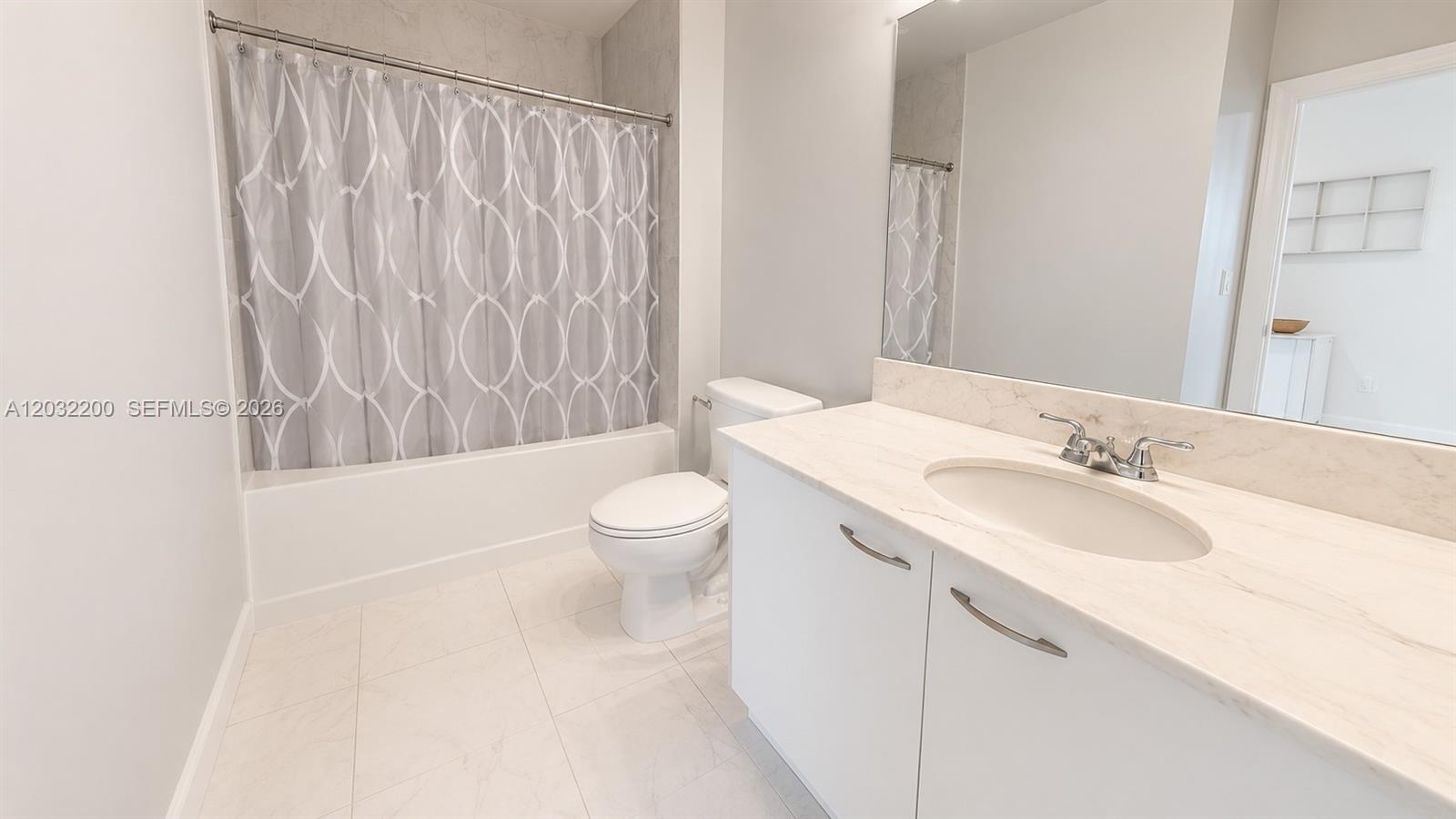 133 NE 2nd Ave #3112, Miami FL 33132