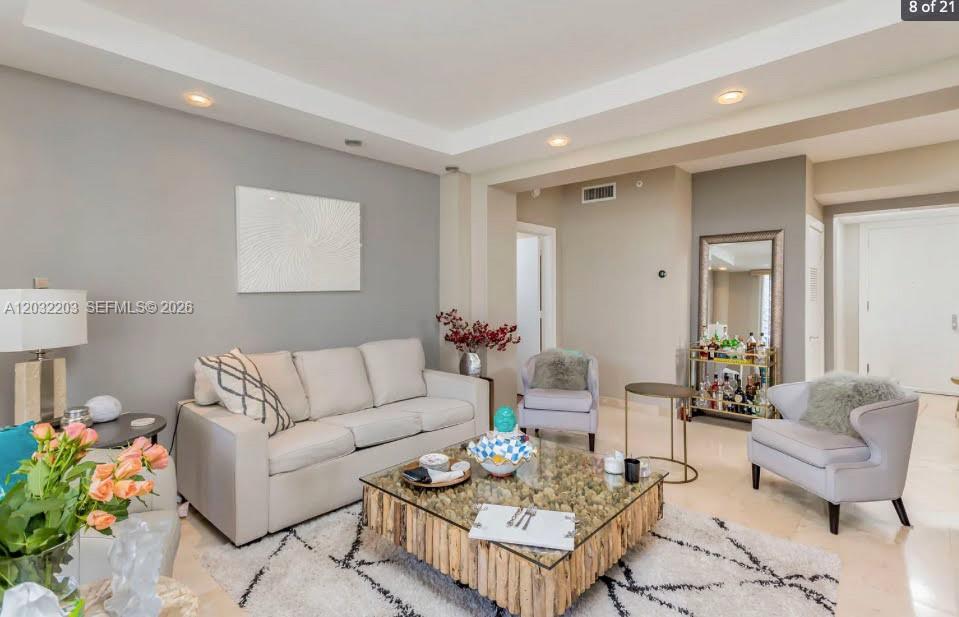 888 Brickell Key Dr #1004, Miami FL 33131
