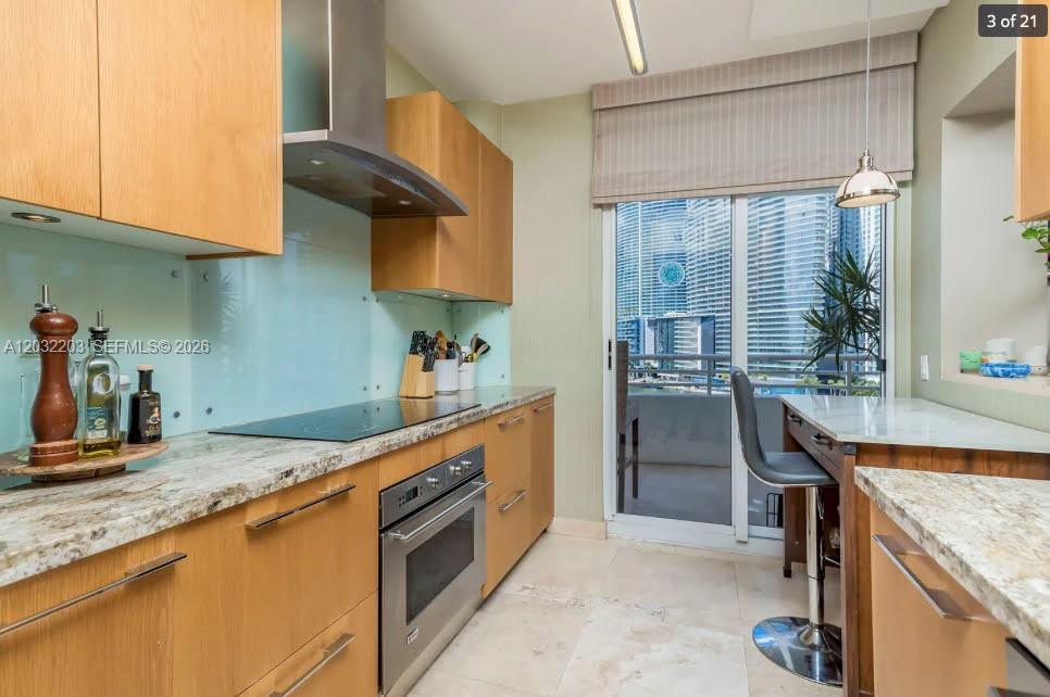 888 Brickell Key Dr #1004, Miami FL 33131