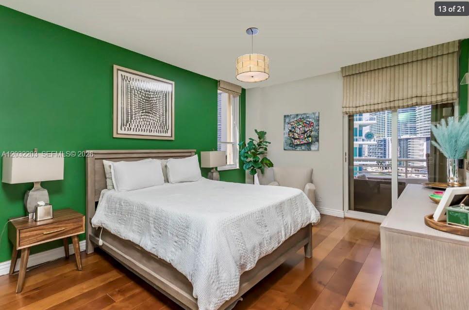 888 Brickell Key Dr #1004, Miami FL 33131