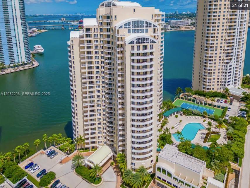 888 Brickell Key Dr #1004, Miami FL 33131