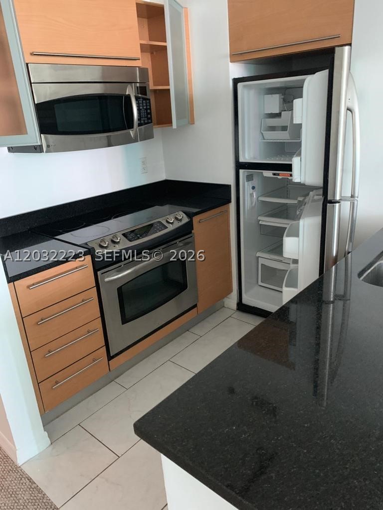 950 Brickell Bay Dr #701, Miami FL 33131
