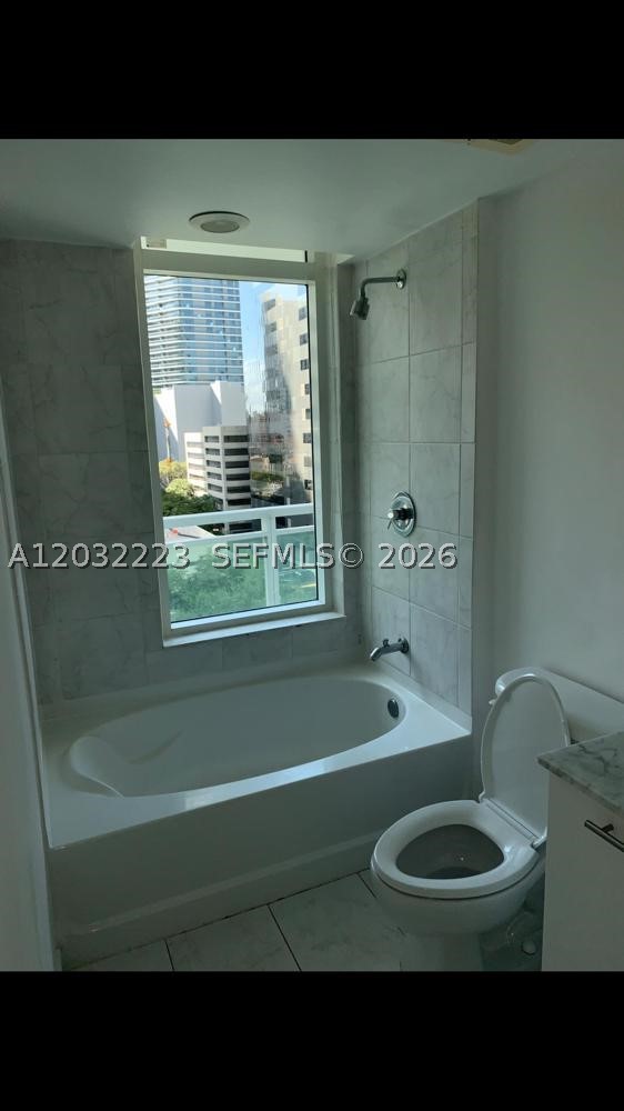 950 Brickell Bay Dr #701, Miami FL 33131