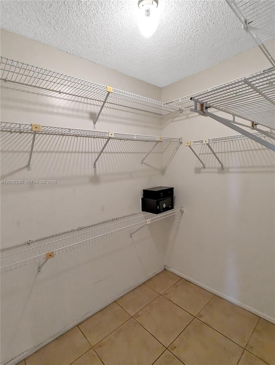 9531 Seagrape Dr #108, Davie FL 33324