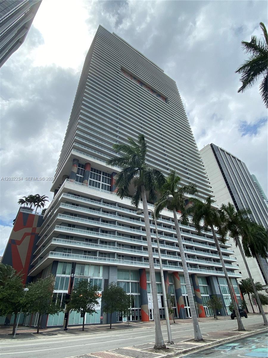 50 Biscayne Blvd #2902, Miami FL 33132