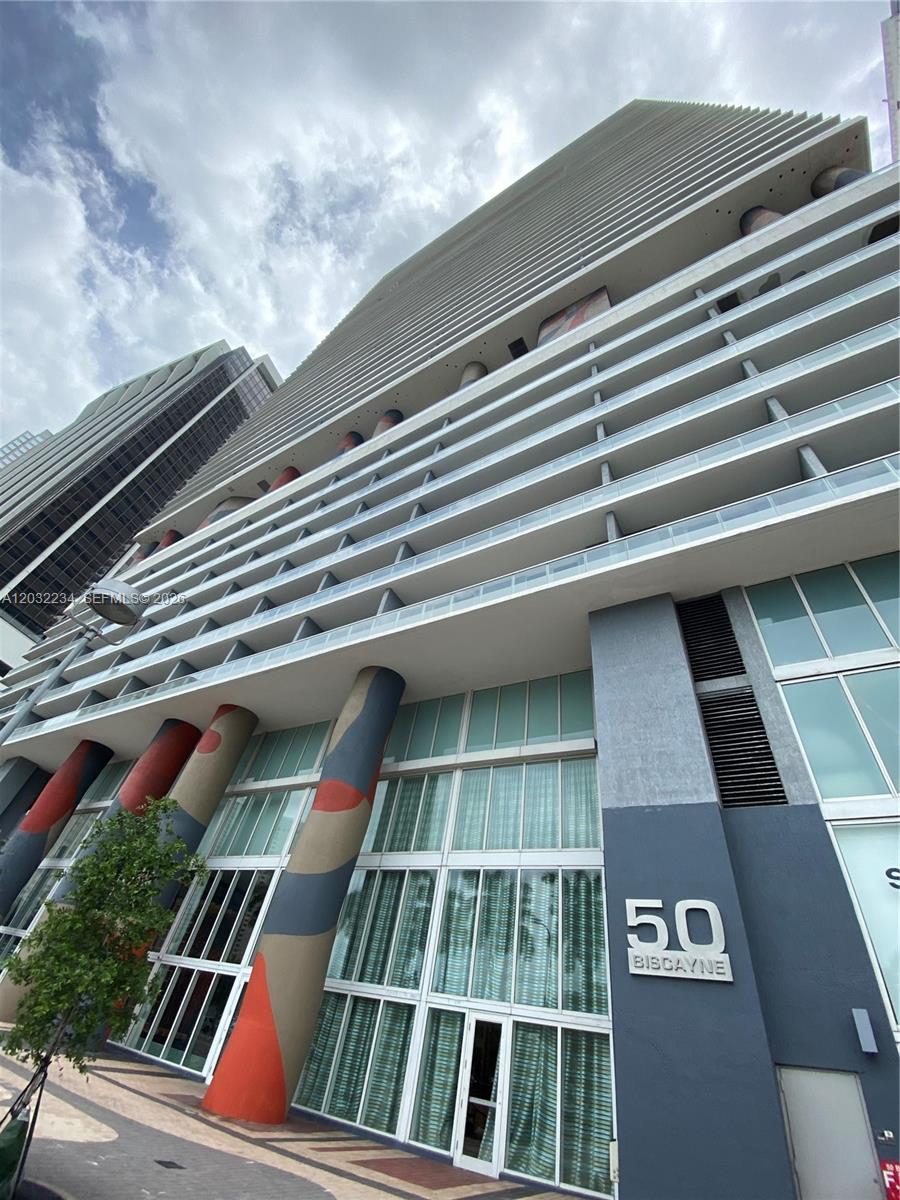 50 Biscayne Blvd #2902, Miami FL 33132