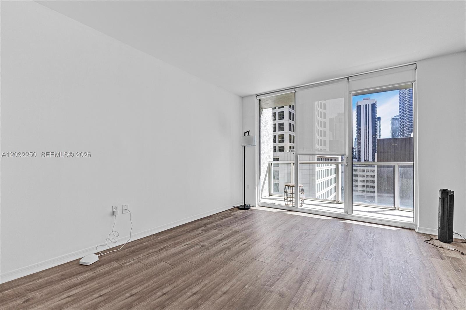 55 SE 6th St #1208, Miami FL 33131