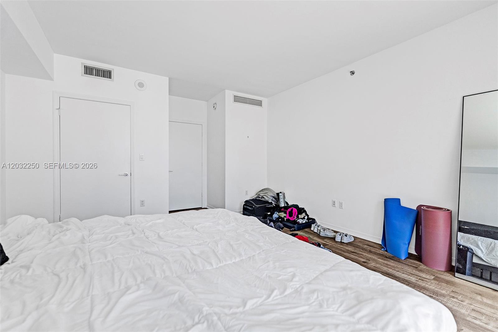 55 SE 6th St #1208, Miami FL 33131