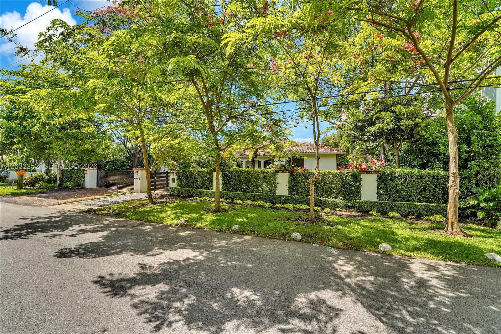 6466 SW 84th Street #6466, Miami FL 33143