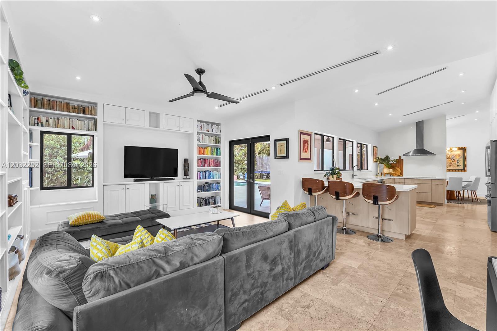 6466 SW 84th Street #6466, Miami FL 33143