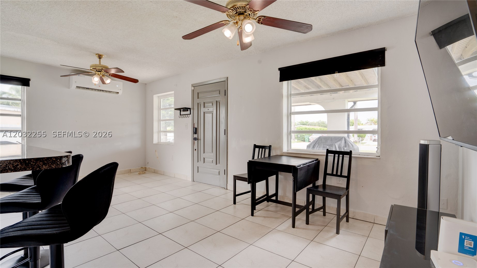 9840 SW 48th St, Miami FL 33165